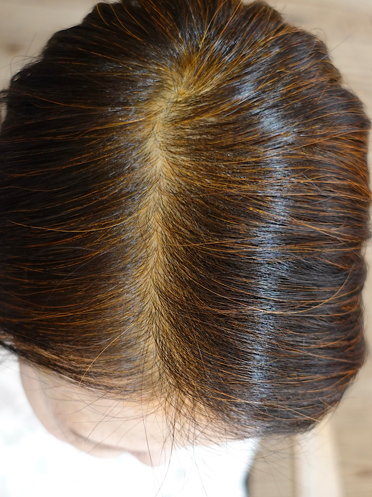 ヘナしたあと　オレンジブラウン　艶